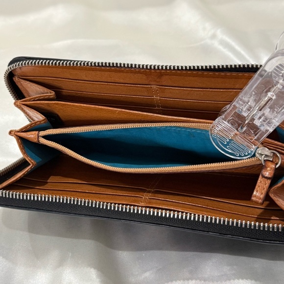 Coach Chelsea Wallet Navy Blue Pebble Leather Zip Around Vintage - Picture 6 of 10